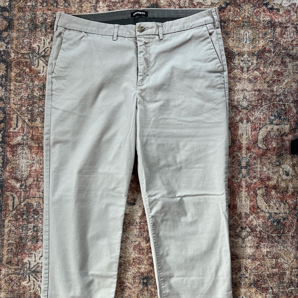 Men’s Express Light Gray Chinos